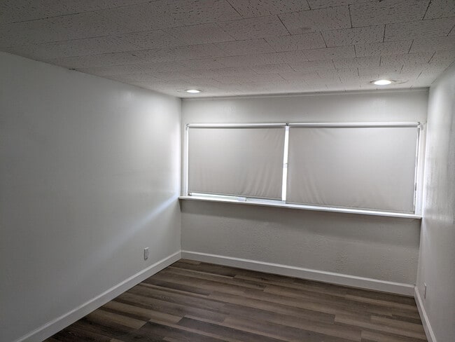 Building Photo - 2934 Plumosa Ln