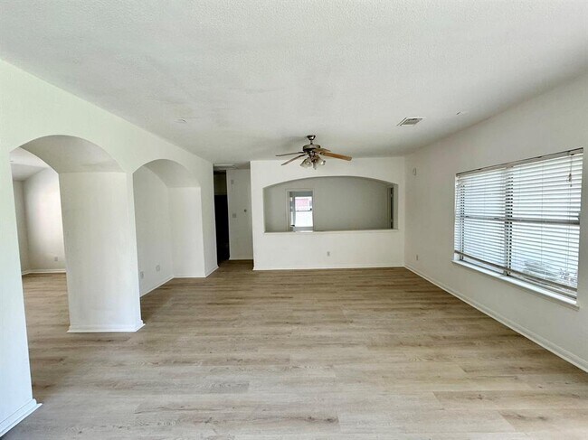 Building Photo - 21719 Ashford Grove Ln