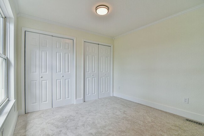 Building Photo - Charming Renovated Home on Acreage — Minutes from Town