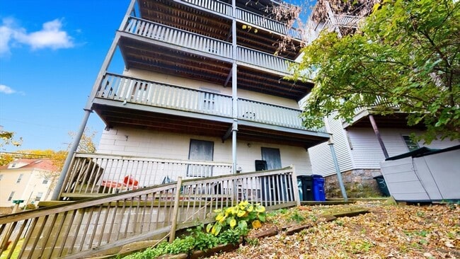 Building Photo - 1 Orient Ave