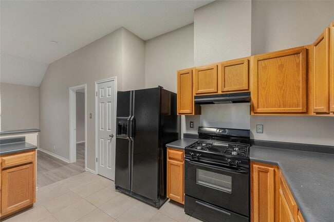 Building Photo - 8129 Hawick Dr