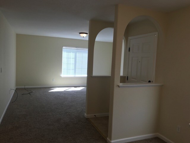 Building Photo - 18365 Whitebark Ct