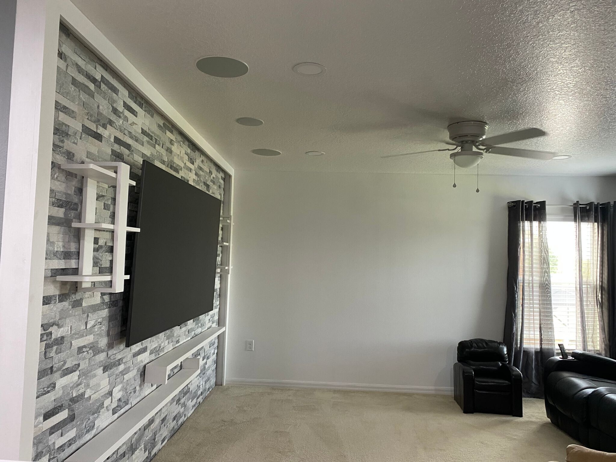 Building Photo - 490 Michigan Estates Cir
