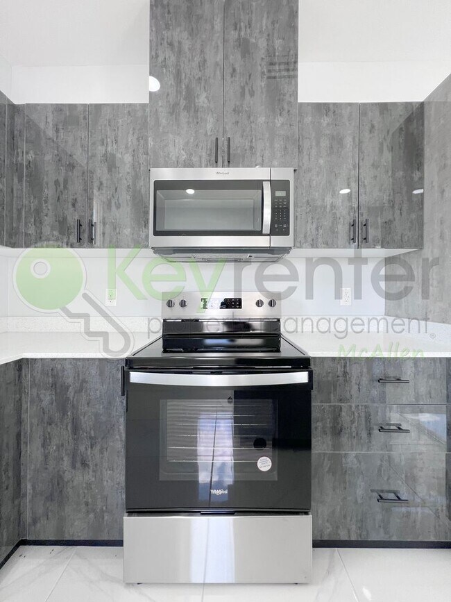 Building Photo - SUPER LOW PRICED - Brand New 3bed/2bath Apartment in Edinburg. Don't Miss Out!