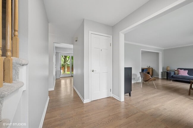 Building Photo - 1208 Parliament Ct