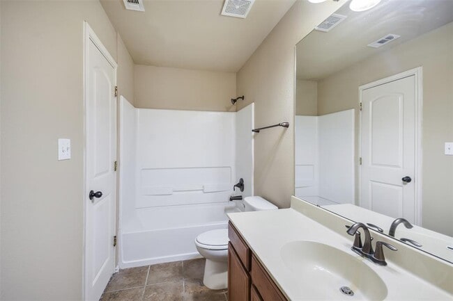 Building Photo - 1420 Muirfield Bend Dr