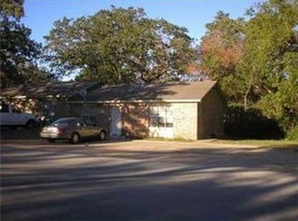 Building Photo - Bryan - 1 bedroom / 1 bath / 4plex