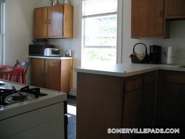 Building Photo - 378 Washington St