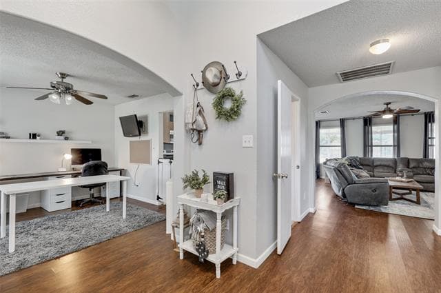 Building Photo - 1021 Bainbridge Ln
