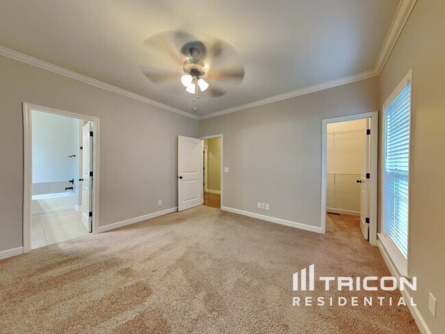 Building Photo - 3125 Hidden Creek Dr