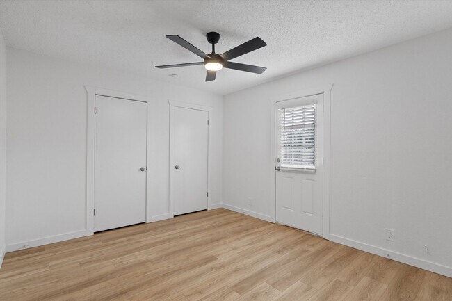 Building Photo - 5700 Cherry Park