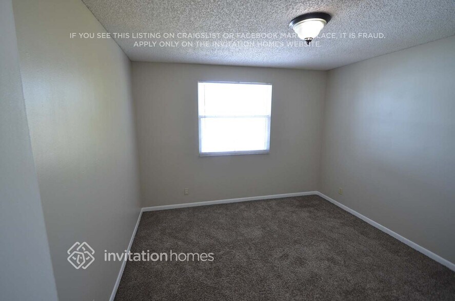 Building Photo - 6680 Fern St