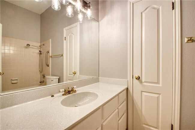 Building Photo - 306 Marigold Ln