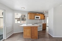 Building Photo - 3118 E Marietta Ave