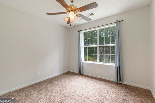 Building Photo - 2055 Amberly Glen Way