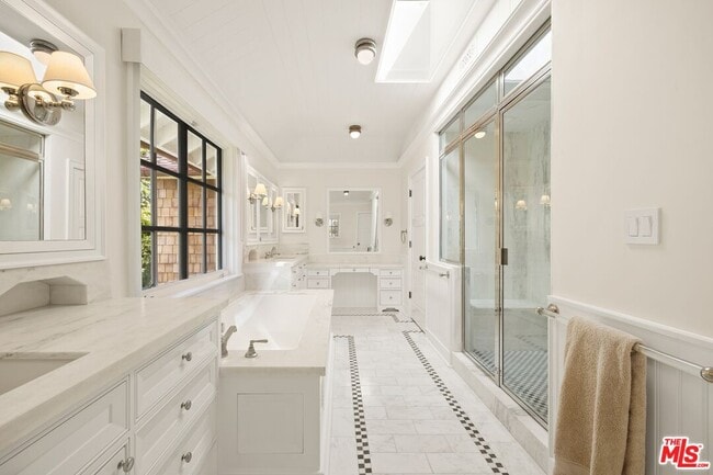 Building Photo - 521 Spoleto Dr