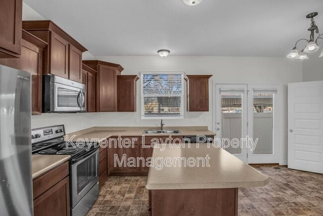 Building Photo - 826 W 1600 S