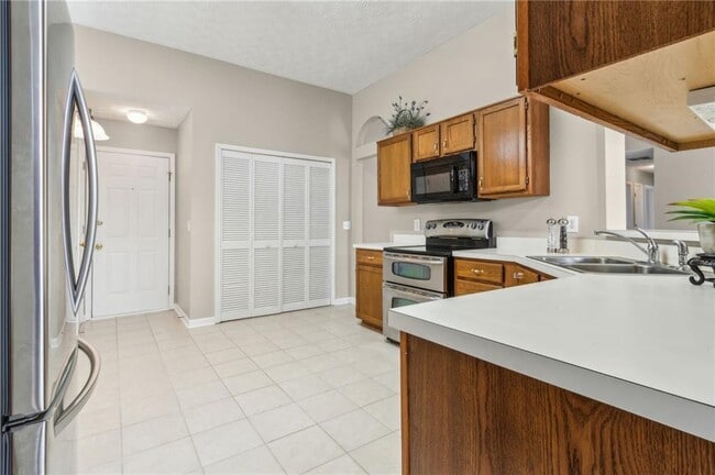 Building Photo - 3325 Berwick Field Dr