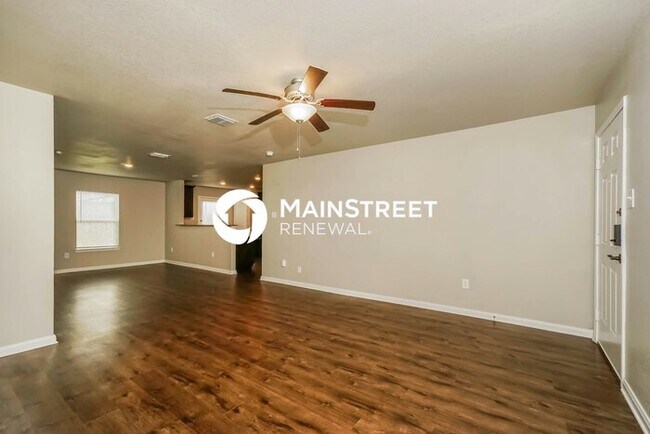 Building Photo - 3 Bedroom Pet-Friendly Home in SAN ANTONIO, TX with Main Street Renewal