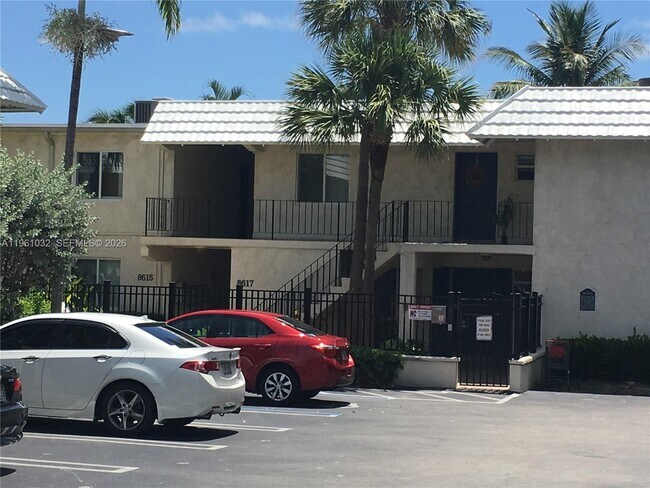 Building Photo - 8609 SW 68th Ct