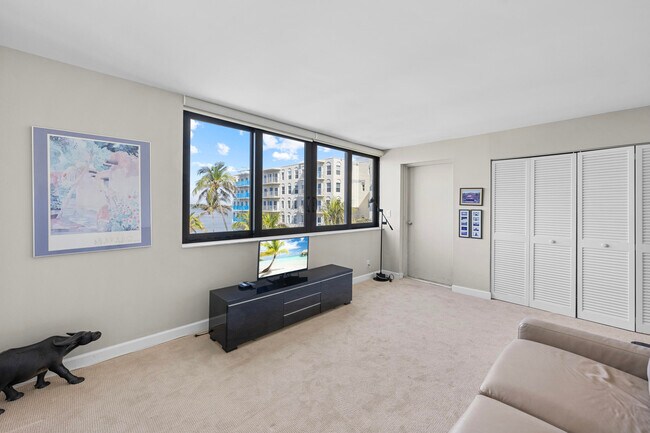 Building Photo - 3250 S Ocean Blvd