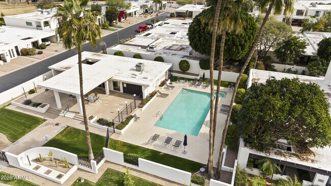 Building Photo - 6834 N 72nd Pl