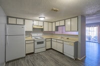 Interior Photo - Park 220