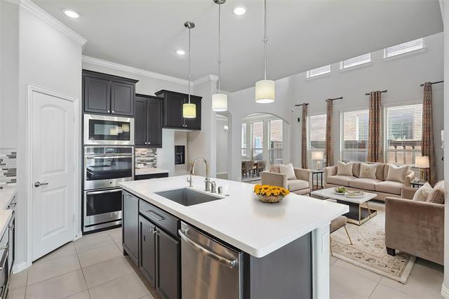 Building Photo - 7018 Mammoth Dr