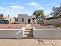 Building Photo - 1812 E 9th St