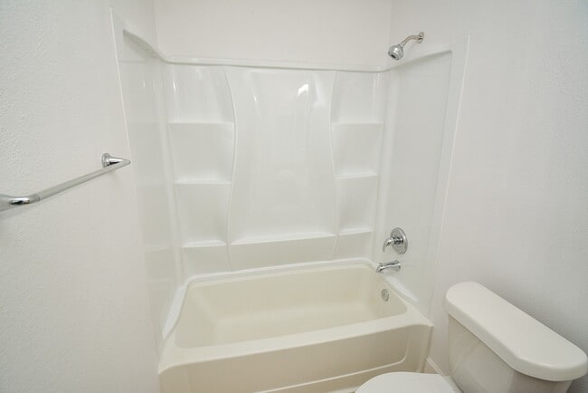 Building Photo - 29725 Sullivan Oaks Dr