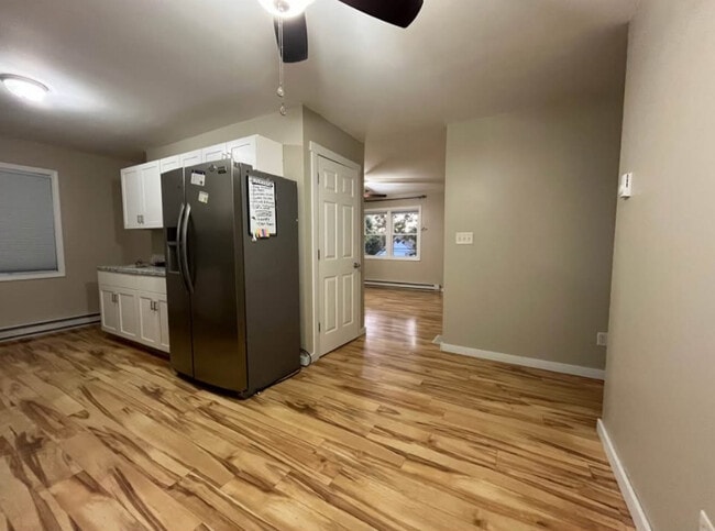 Building Photo - 240 Prospect St