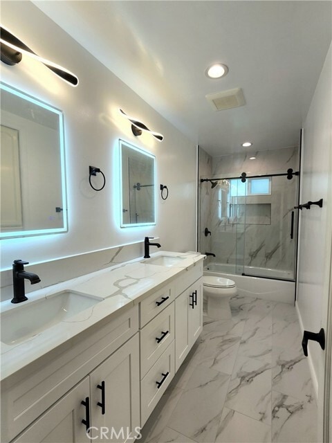 Building Photo - 1858 Euclid Ave