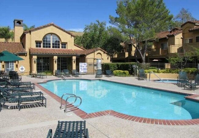 Building Photo - 745 Watson Canyon Ct