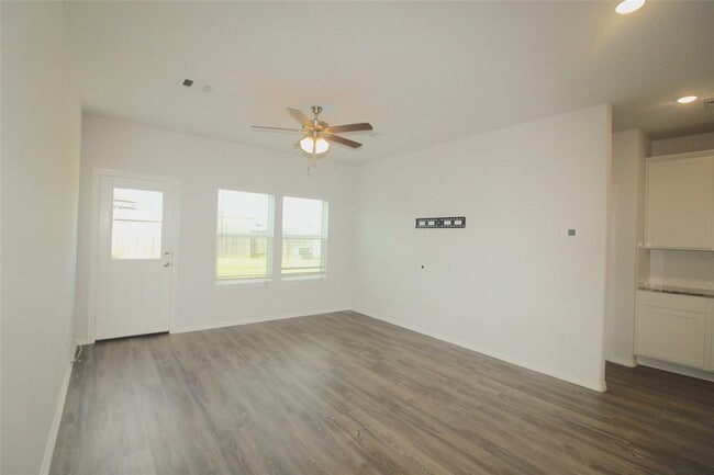 Building Photo - 23235 Spring Genesis Ln