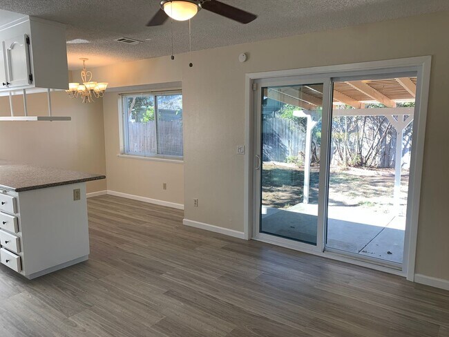 Building Photo - Upgraded Suisun City Home Available NOW!