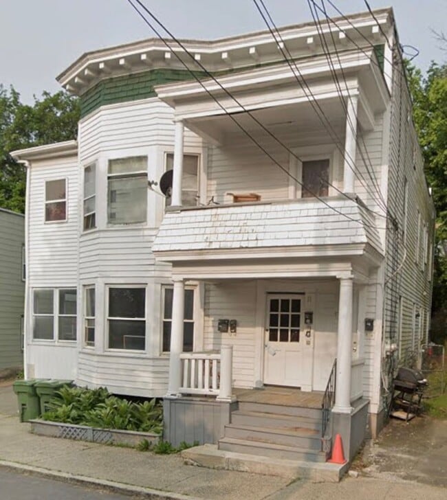 Building Photo - 11 Lancaster St