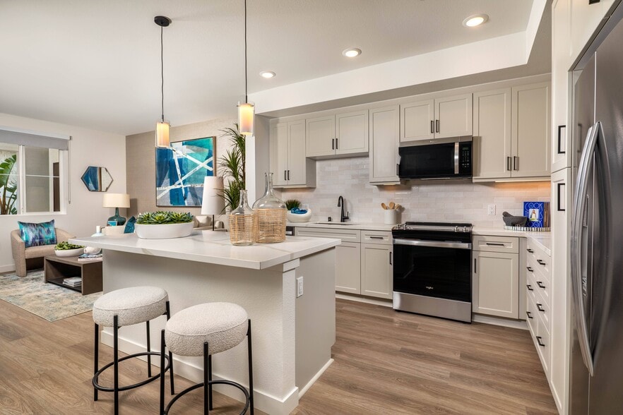 Building Photo - Artisan at the Village of Escaya