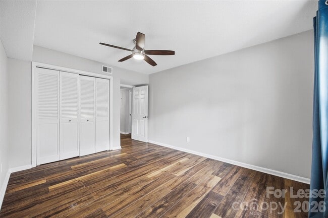 Building Photo - 4739 Hedgemore Dr