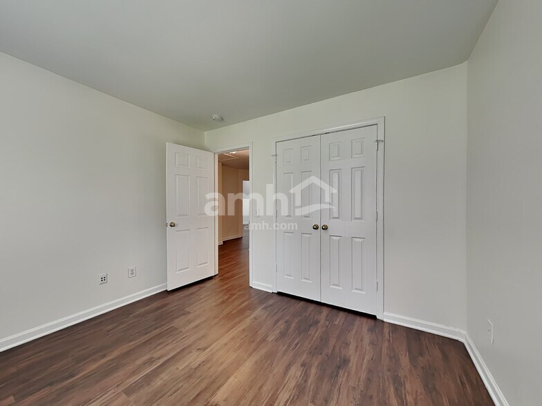 Building Photo - 3796 Windstream Way