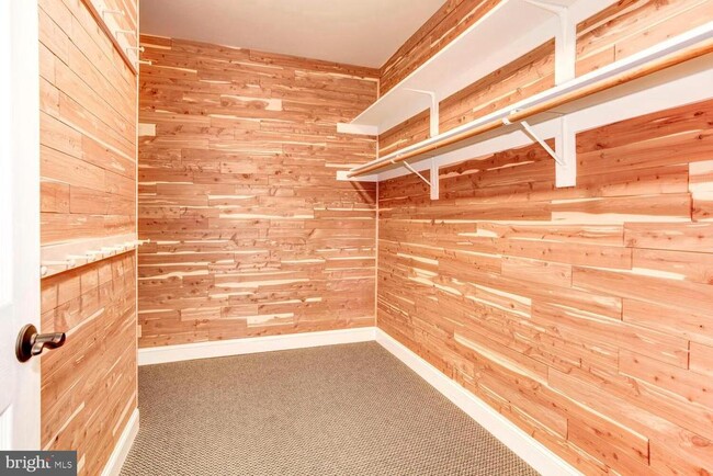 Building Photo - 9110 Sterling Montague Dr