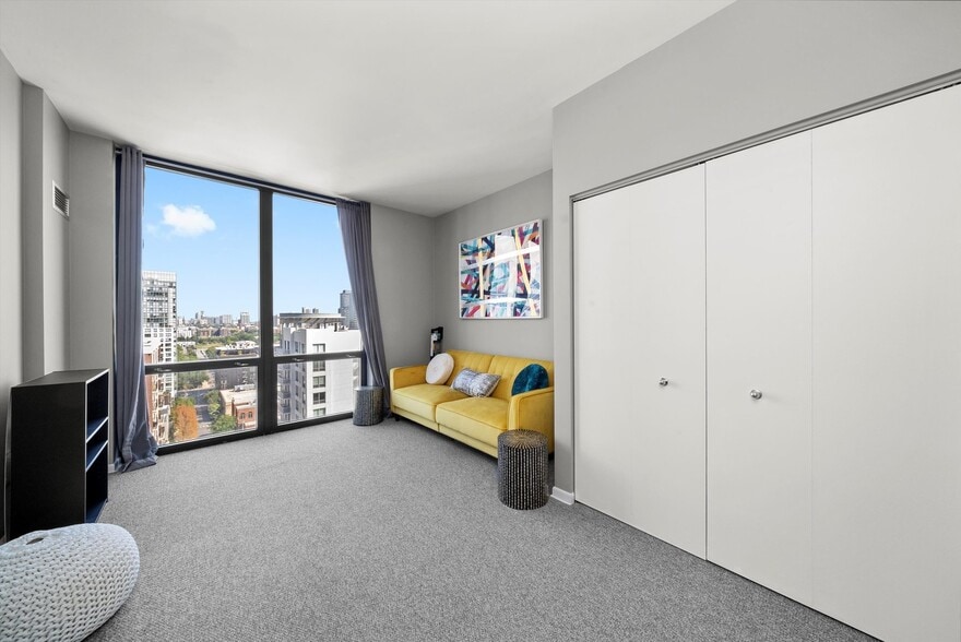 Building Photo - 435 W Erie St