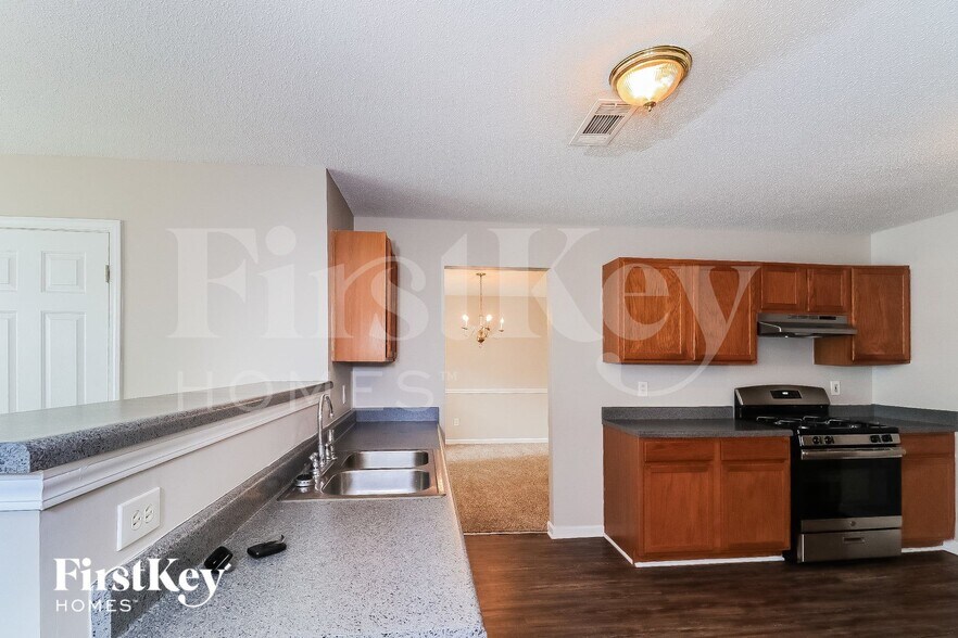 Building Photo - 3626 Lower Creek Dr