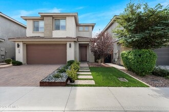 Building Photo - 3139 E Tina Dr