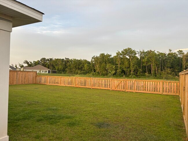 Building Photo - 9630 Willet Wy