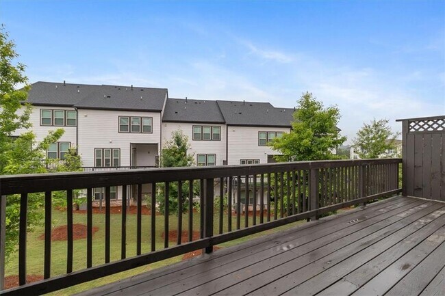 Building Photo - 1505 Slopeside Loop SE