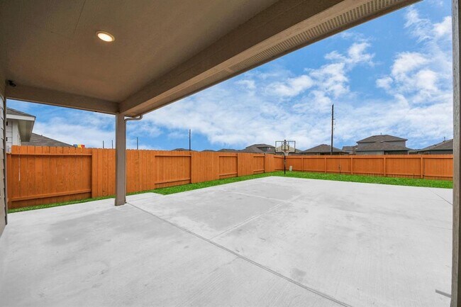 Building Photo - 12414 Landon Light Ln