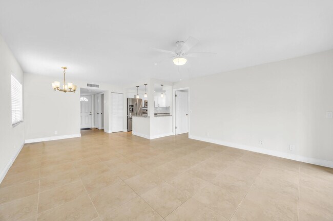 Building Photo - 433 Piedmont J