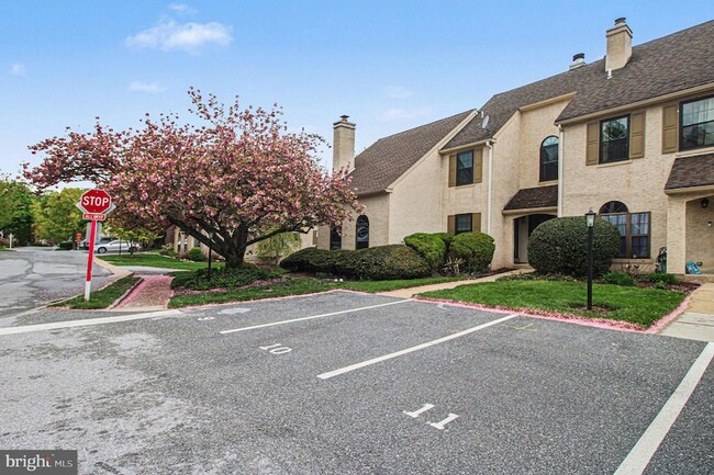 Building Photo - 3402 Keswick Way