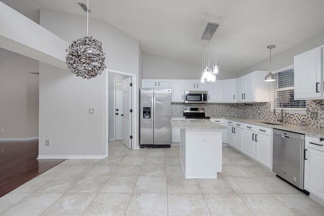 Building Photo - 4268 Lancaster Dr