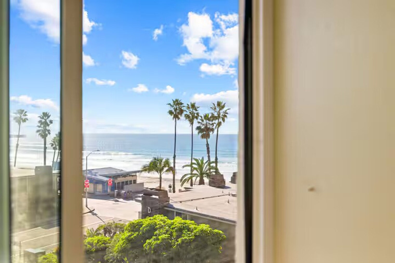 Building Photo - 999 N Pacific St